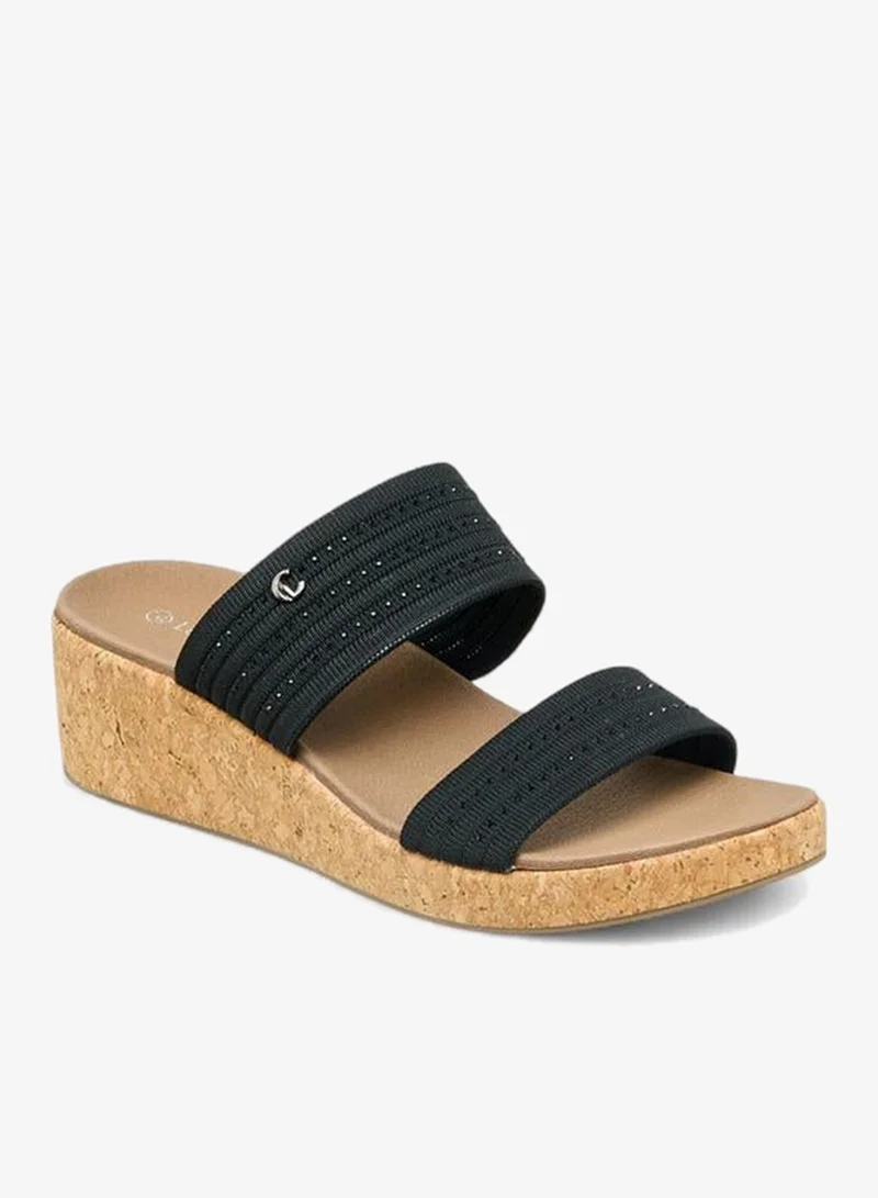 لو كونفورت صنادل نسائية مزينة