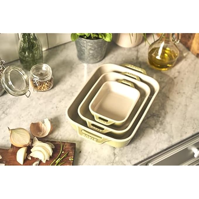 ستوب طقم أطباق خبز مستطيلة سيراميكية من 3 قطع، لون أخضر فاتح، قابلة للتكديس، غير لاصقة، آمنة للاستخدام في غسالة الأطباق والميكروويف والفريزر. - Image 2