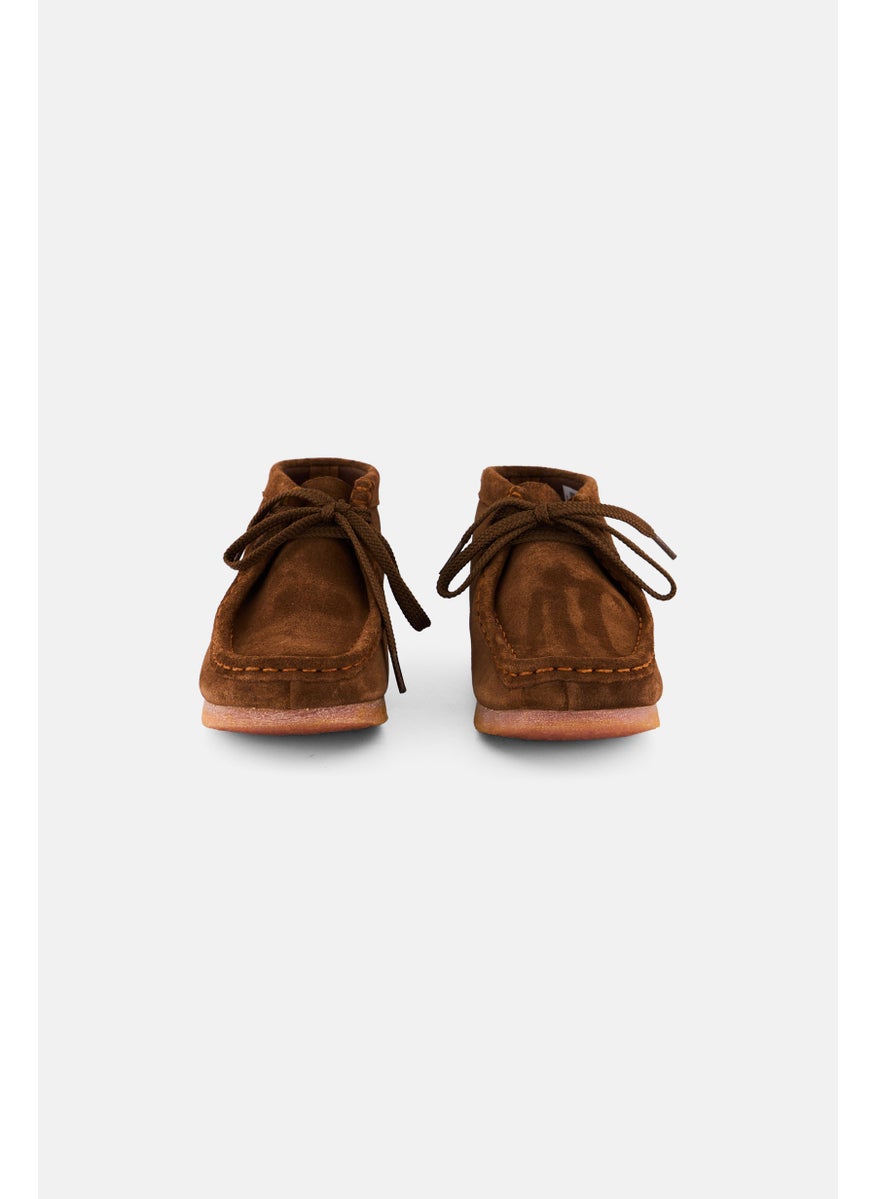 clarks Kids Boy Wide Fit Wallabee Lace Up Casual Boots, Brown  - Image 4