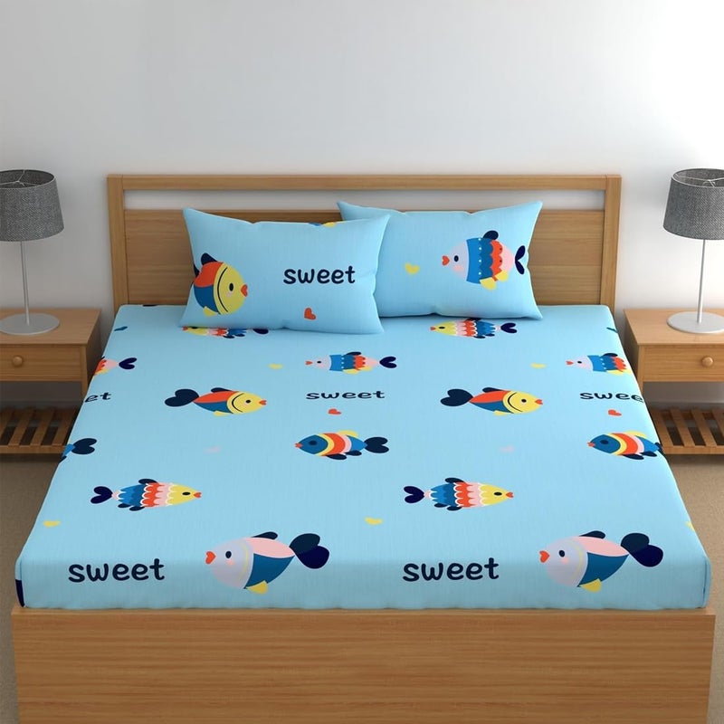 PrettyKrafts شراشف سرير مزدوج من PrettyKrafts بتصميم سمكة حلوة للأطفال مع 2 غطاء وسادة | شراشف سرير للأطفال بحجم مزدوج كينغ | شراشف سرير لغرفة الأولاد والبنات (100x90 بوصة، متعدد الألوان) - Image 5