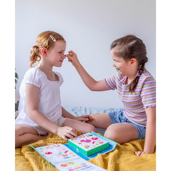 Tiger Tribe Fun With Friends Connect Play Create Set - Screen-Free Activity Kit for Kids 8+ Years, 13.5x4x21cm - Image 4
