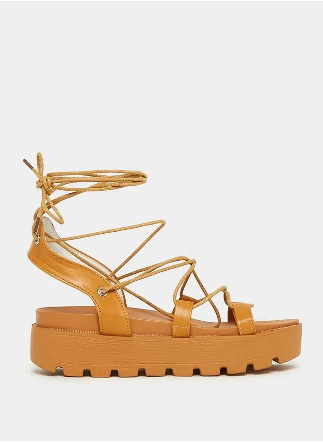 ستايلي Gladiator Tie Around Chunky Heel Sandal