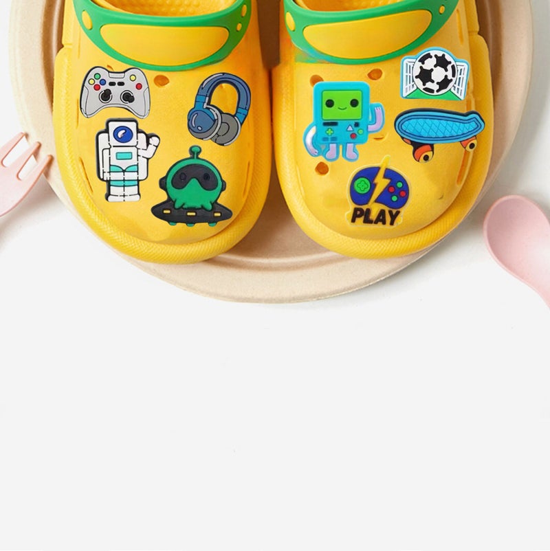 New Game Controller Astronaut Series Hole Shoe Flower Pvc Hole Shoe Flower Shoe Buckle Diy Accessories - Image 3