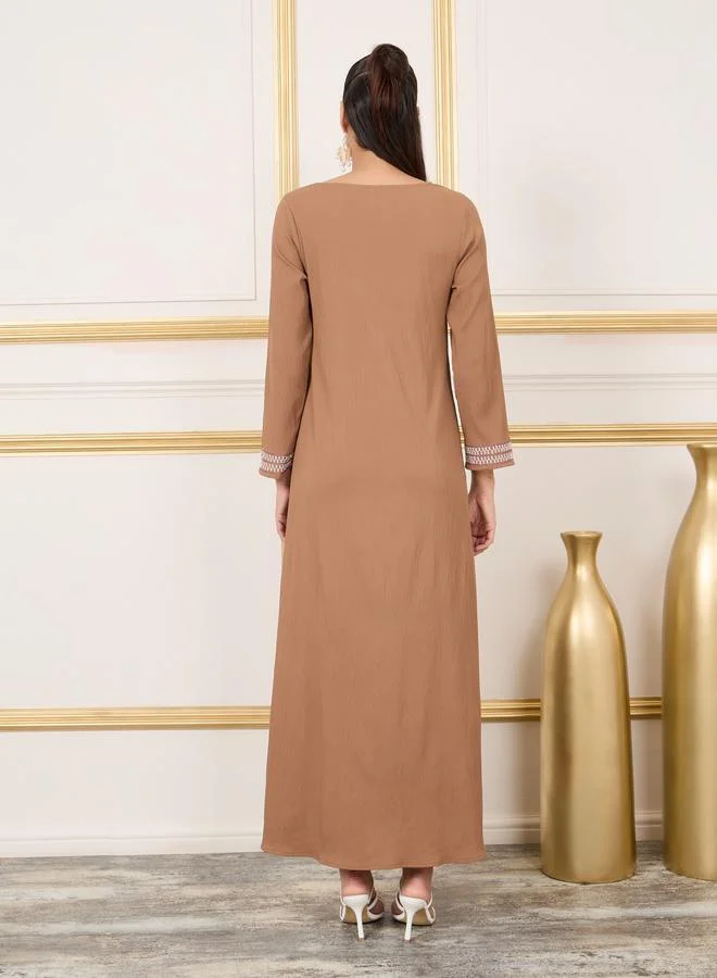 ستايلي Styli Floral Thread Embroidered Crepe Jalabiya