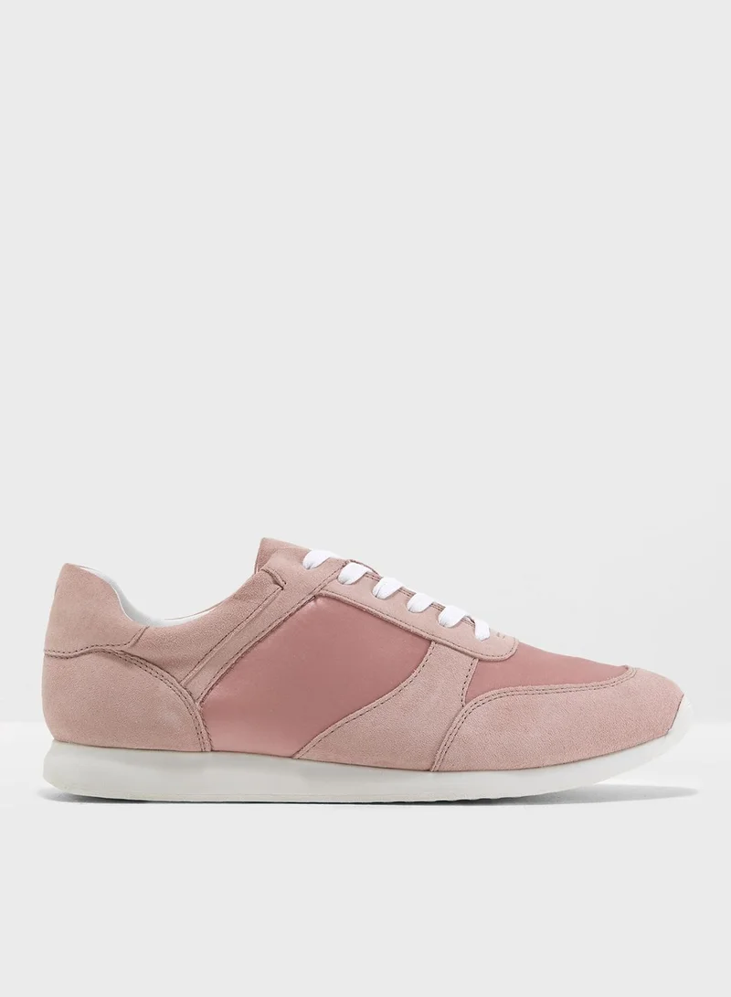 Vagabond Kasai Low Top Sneaker
