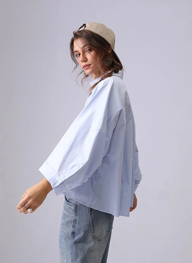 يونيكي Light Blue Spread Collar Kimono Sleeves Relaxed Fit Shirt