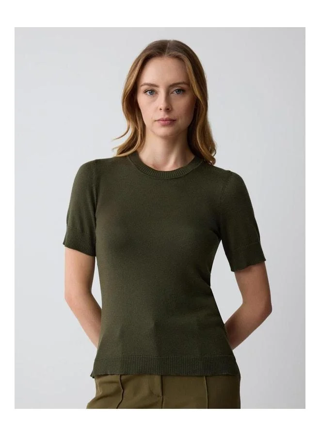 Jimmy Key Khaki Crew Neck Short Sleeve Knit Sweater.