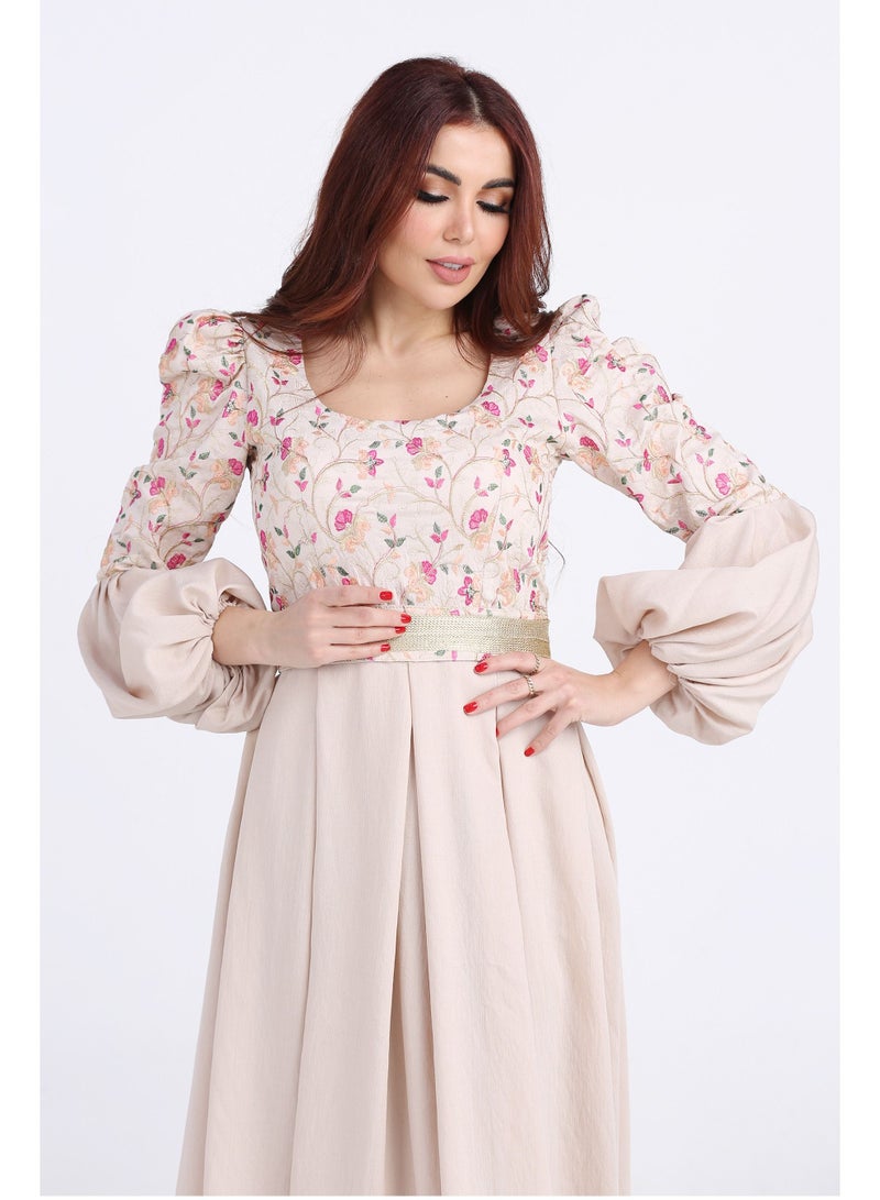Modern Design A women's galabiya with long sleeves, embroidered with luxurious flowers, and distinguished by an elegant golden belt at the waist  - Image 3