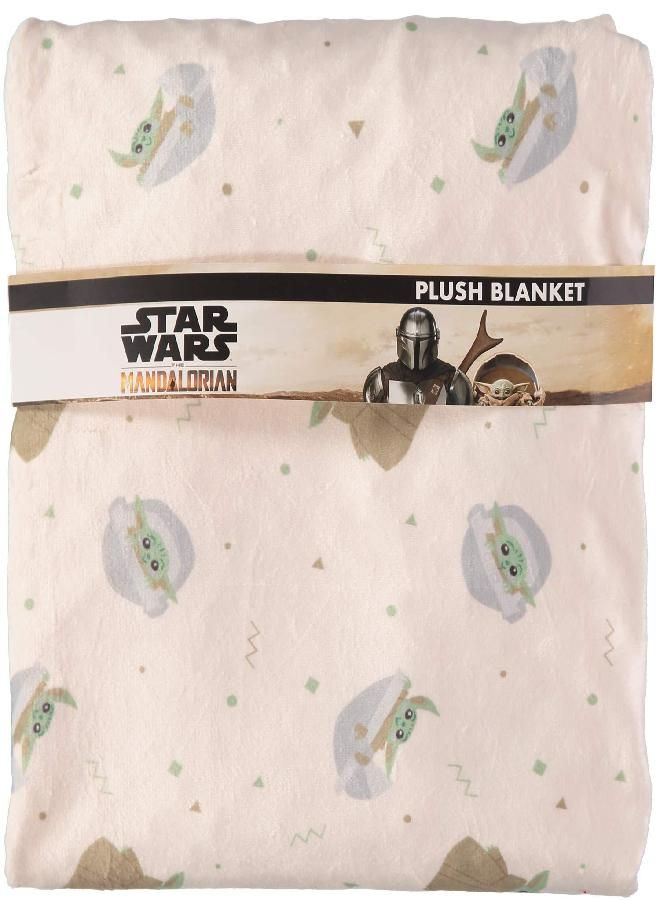 STAR WARS - STAR WARS Mandalorian Baby Unisex Plush Blanket - Baby Yoda Baby Gifts - Soft Baby Blankets (Off-White/Green, 0-12 Months) - Image 1