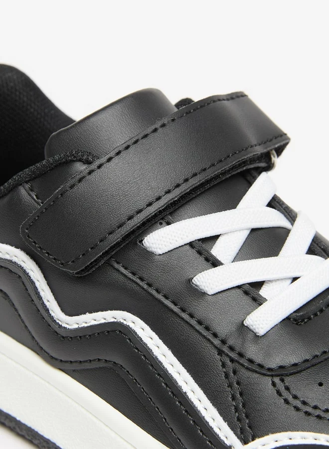 ال بي ال من شو اكسبرس Boys Colourblock Sneakers With Hook And Loop Closure