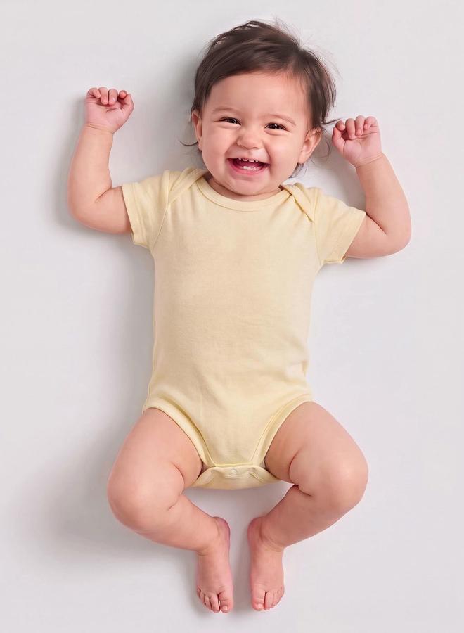 Styli Baby boy Yellow Solid Short Sleeves Romper - Image 1