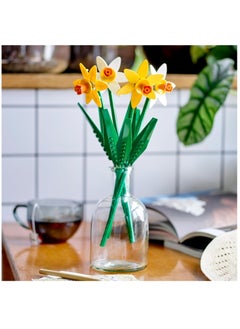 LEGO Daffodils Building Playset 40747 Building Blocks Toy Set; Flowers Botanical Collection  - Image 3