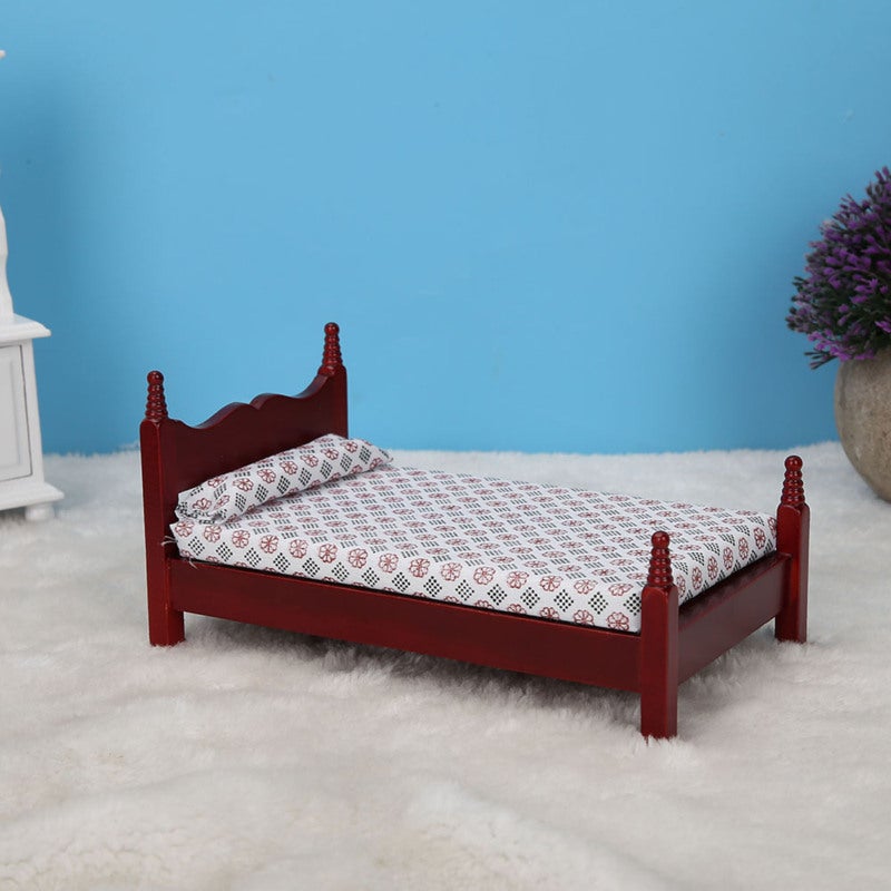 1:12 Scale Wooden Doll House Bed - Durable Wooden Construction With Mattress Pillows Sheets for Doll House Decoration, Doll Lovers And Kids - Image 3