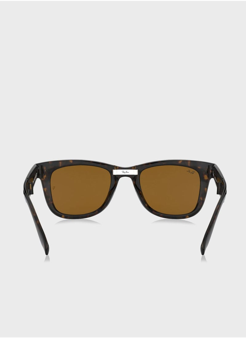 Ray-Ban - 0RB4105 Wayfarer Folding Sunglasses - Image 1