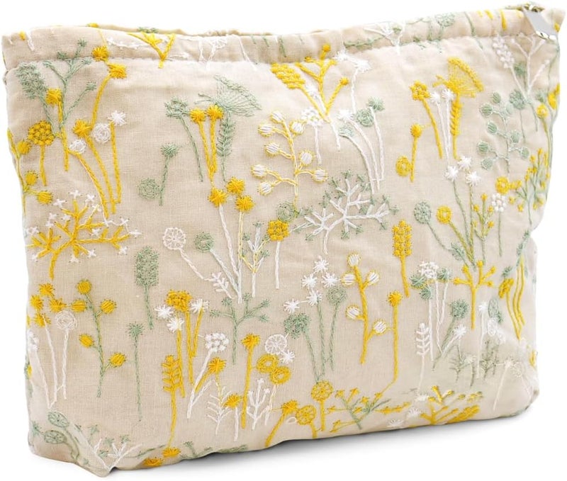 Cute Floral Cosmetic Bag - Embroidered Makeup Pouch with Zipper - Image 1
