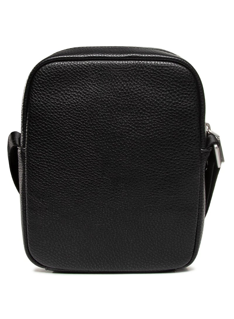 Tommy Hilfiger Plus Tommy Hilfiger CrossBag Black Color for Men  - Image 4