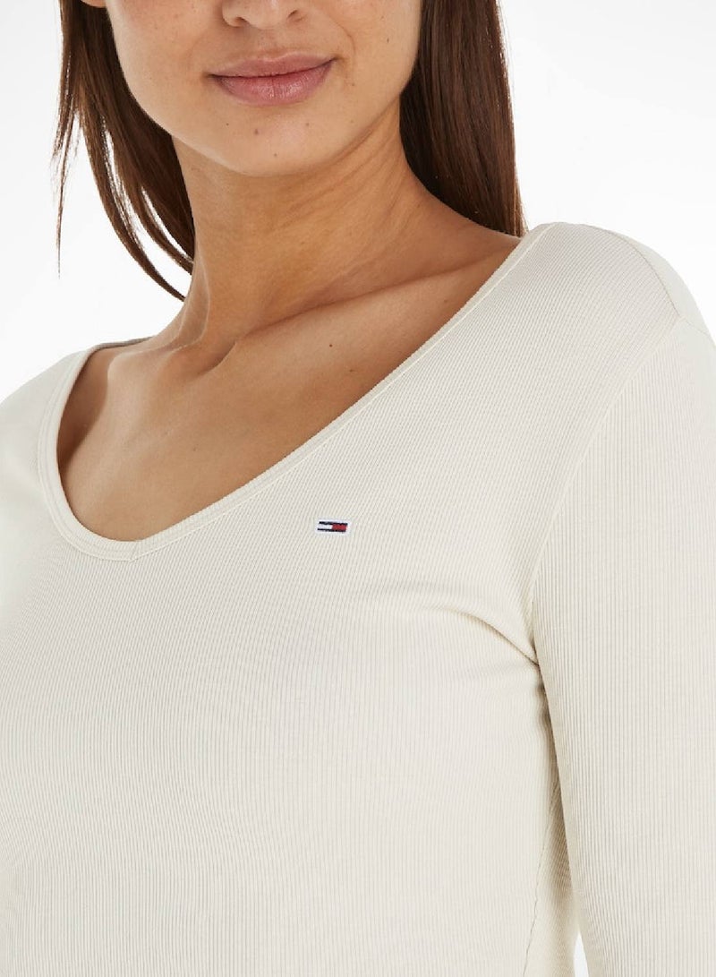 TOMMY JEANS Essential Cropped Ribbed Long Sleeve T-Shirt - Image 5