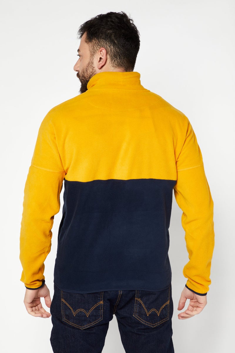 Penfield سويت شيرت رجالي بياقة مرتفعة بلونين، أصفر - Image 3