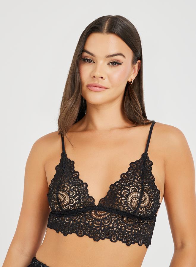 Styli Styli Scallop Edge Lace Bralette and Floral Print Lace Panelled Shorts Set  - Image 2