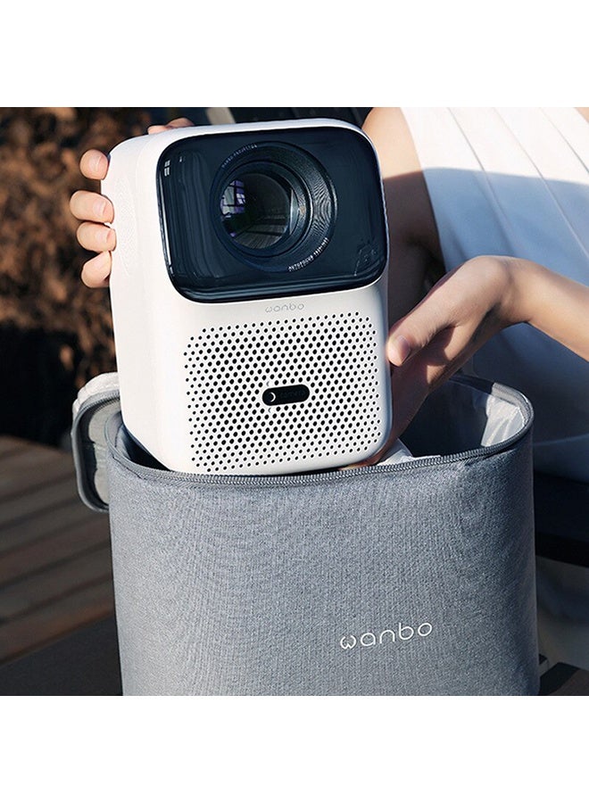 wanbo حزمة جهاز العرض الذكي دالي 1 | جهاز عرض مسرح منزلي محمول أندرويد 9.0 350 ANSI 10500 لومن، 720P مع تركيز تلقائي | واي فاي وبلوتوث | تشمل حامل أرضي قابل للتعديل من وانبو (170 سم) + حقيبة حمل واقية - Image 3