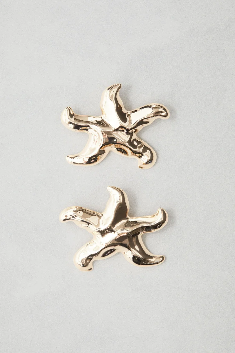 H&M Starfish-shaped earrings
