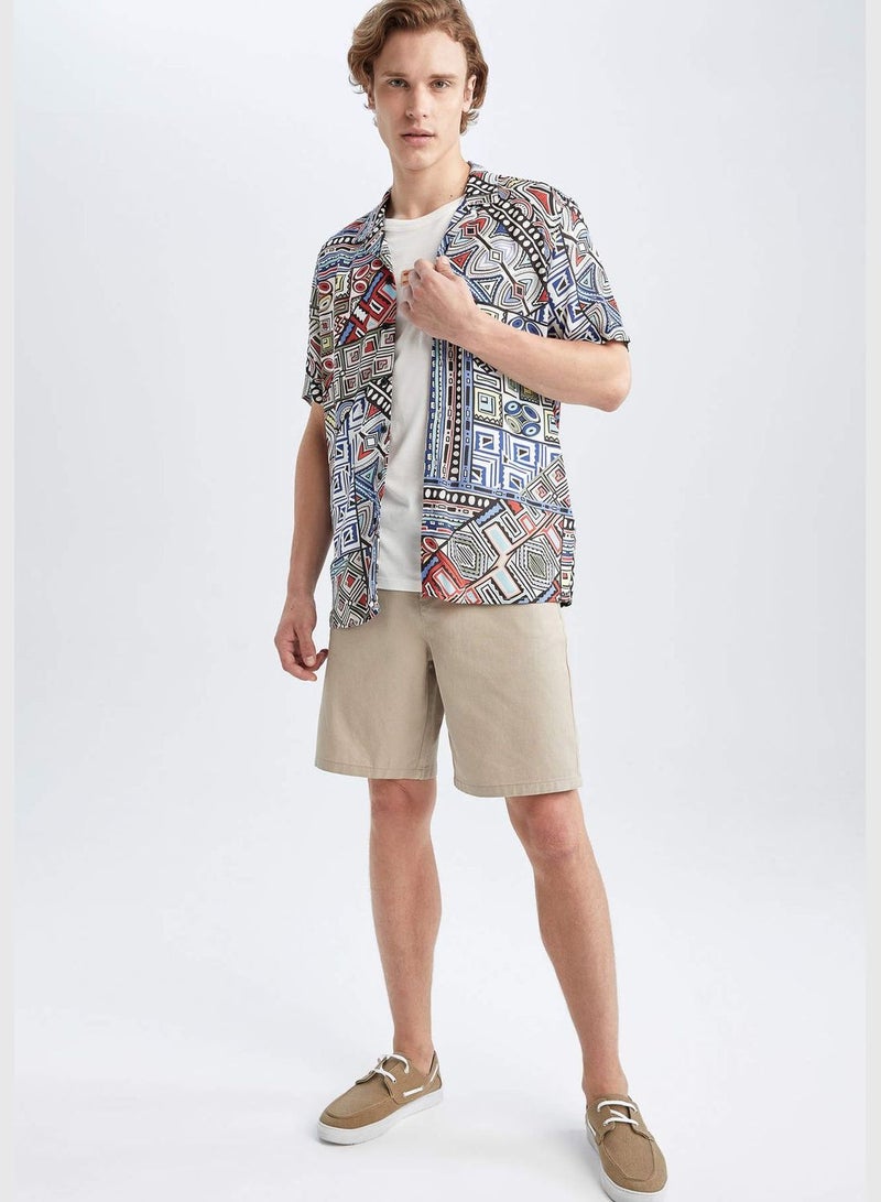 DeFacto Regular Fit Short Sleeve Mystic Print Viscose Shirt - Image 2