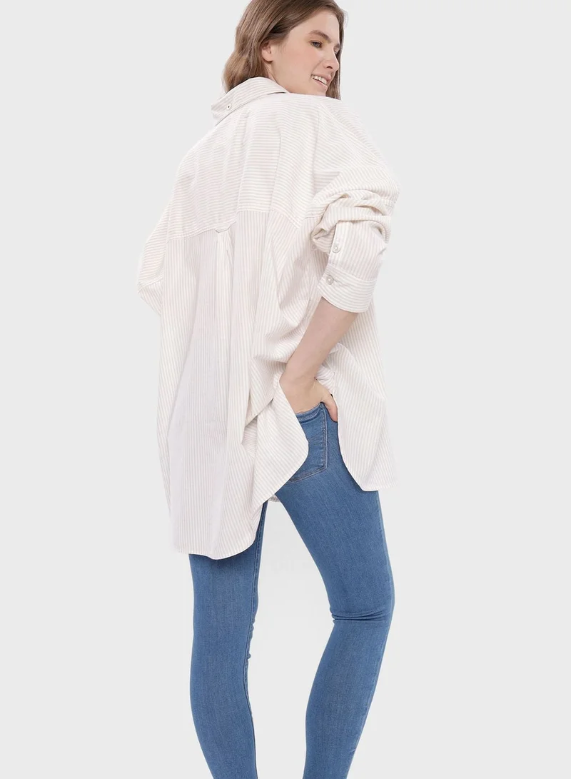 امريكان ايجل زر قميص أسفل