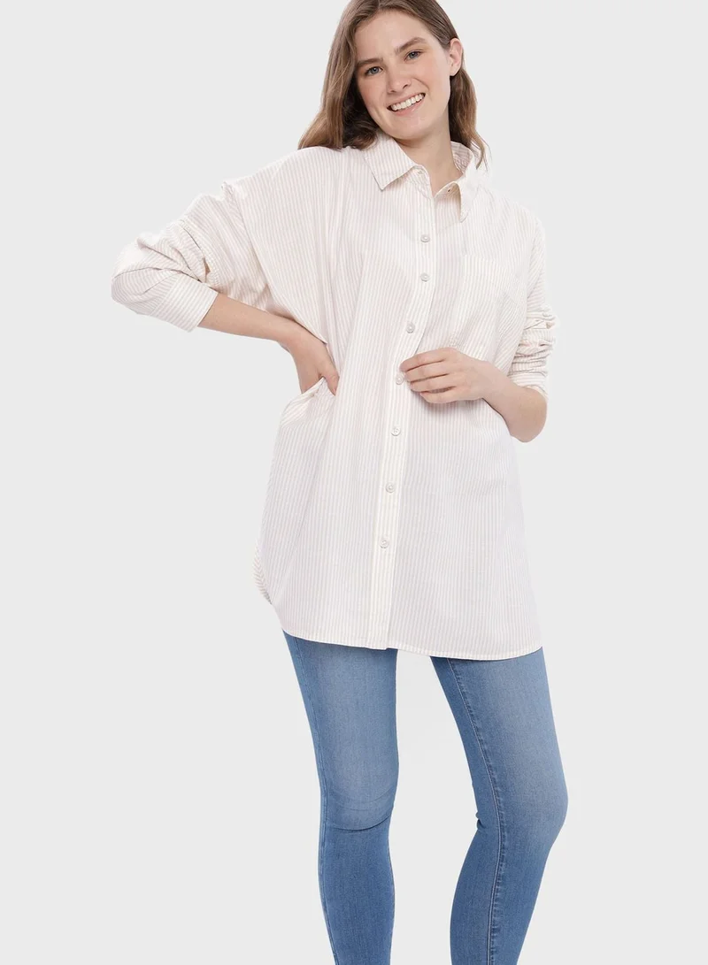 امريكان ايجل زر قميص أسفل