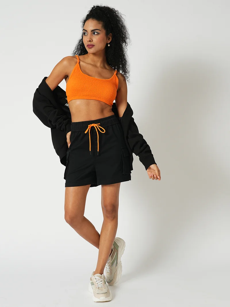 جلو باص Globus Women Black Woven Mid-Rise Cargo Shorts