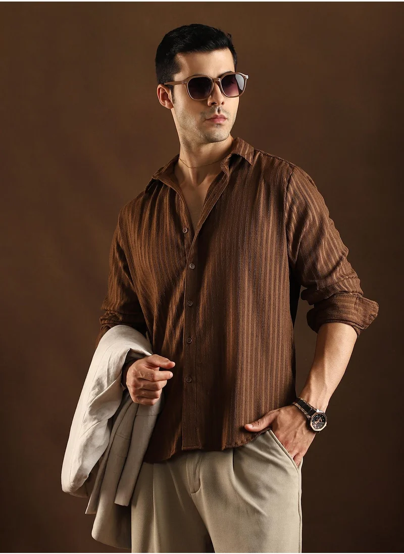 Campus Sutra Campus Sutra Men's Chocolate Brown Ripple-Trough Shirt For Casual Wear | Mid-Rise | Regular Fit | Button Closure | Shirt Crafted With Comfort Fit For Everyday Wear