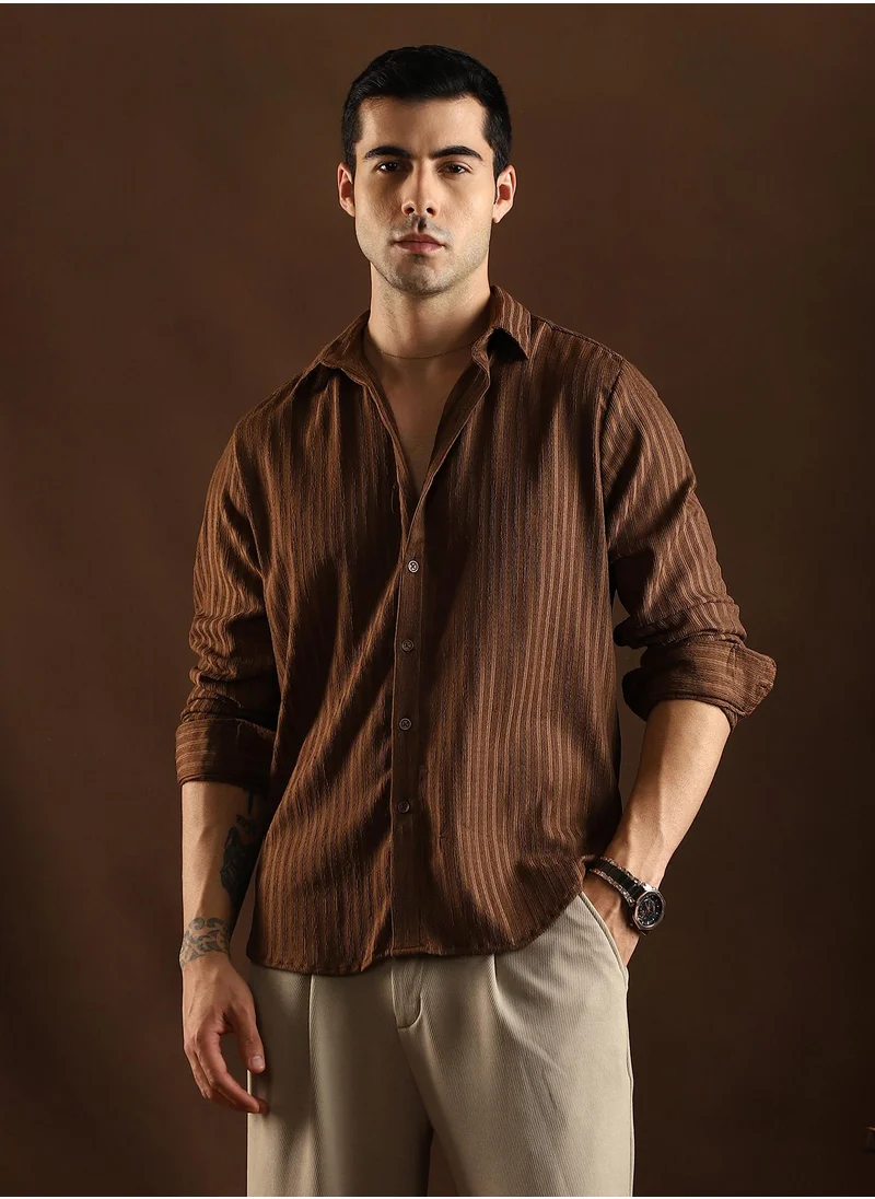 Campus Sutra Campus Sutra Men's Chocolate Brown Ripple-Trough Shirt For Casual Wear | Mid-Rise | Regular Fit | Button Closure | Shirt Crafted With Comfort Fit For Everyday Wear