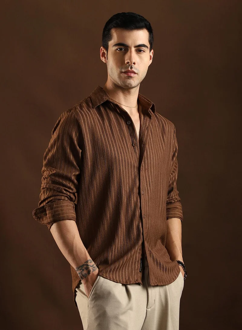 Campus Sutra Campus Sutra Men's Chocolate Brown Ripple-Trough Shirt For Casual Wear | Mid-Rise | Regular Fit | Button Closure | Shirt Crafted With Comfort Fit For Everyday Wear
