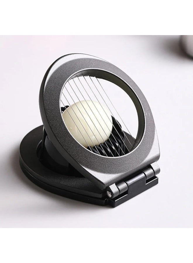 قطاعة بيض مسلوق متعددة الوظائف مع مقبض مريح، تصميم فريد لتقطيع البيض والفواكه بسرعة وسهولة، خطوط تقطيع مقاومة للصدأ لشرائح 5 مم، أسافين أو مكعبات، آمنة للغسل في غسالة الأطباق، مثالية للبيض والفواكه الطرية مثل الفراولة والموز والكيوي - Image 5