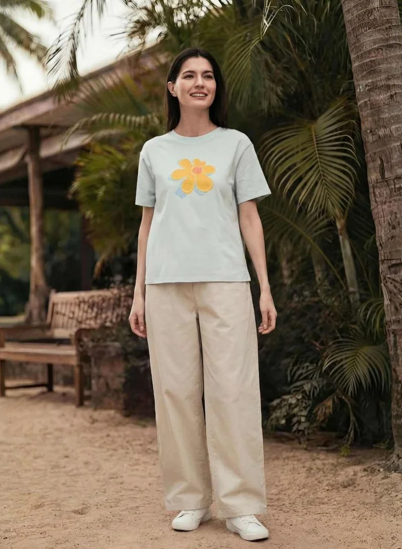 Giordano  Women's Endless Lazy Days Flower Graphic Tee for Women | Best Price UAE