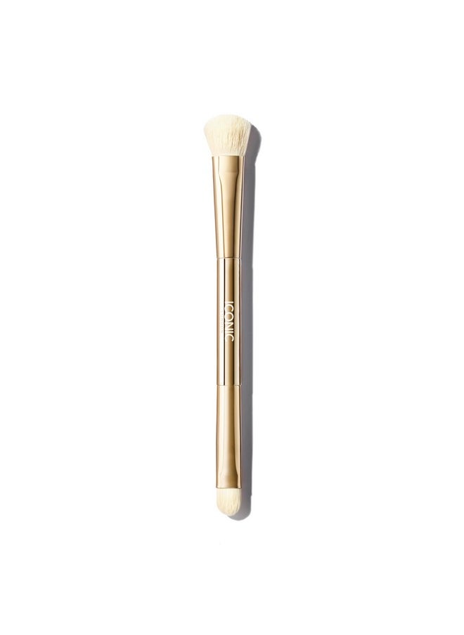 ICONIC LONDON Concealer Duo Brush | Two Sided Makeup Brush, Buff And Blend, Perfect For Liquid And Cream Products, Cruelty Free  - Image 1