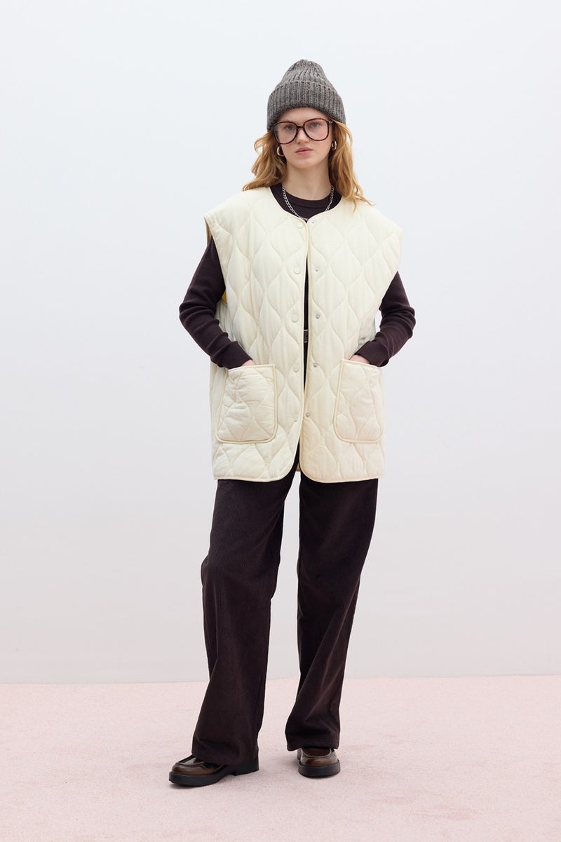 Manuka Quilted Pocket Vest Vanilla  - Image 4