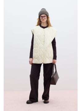 Manuka Quilted Pocket Vest Vanilla  - Image 3