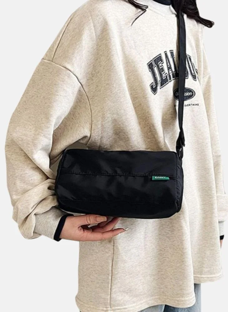 يونيكي Black Plain Lifestyle Sling Bag