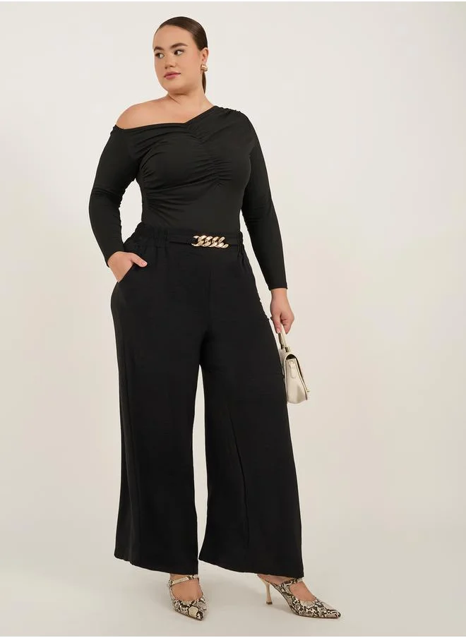 ستايلي Plus Size Textured Wide Leg Trousers with Chain Buckle Detail