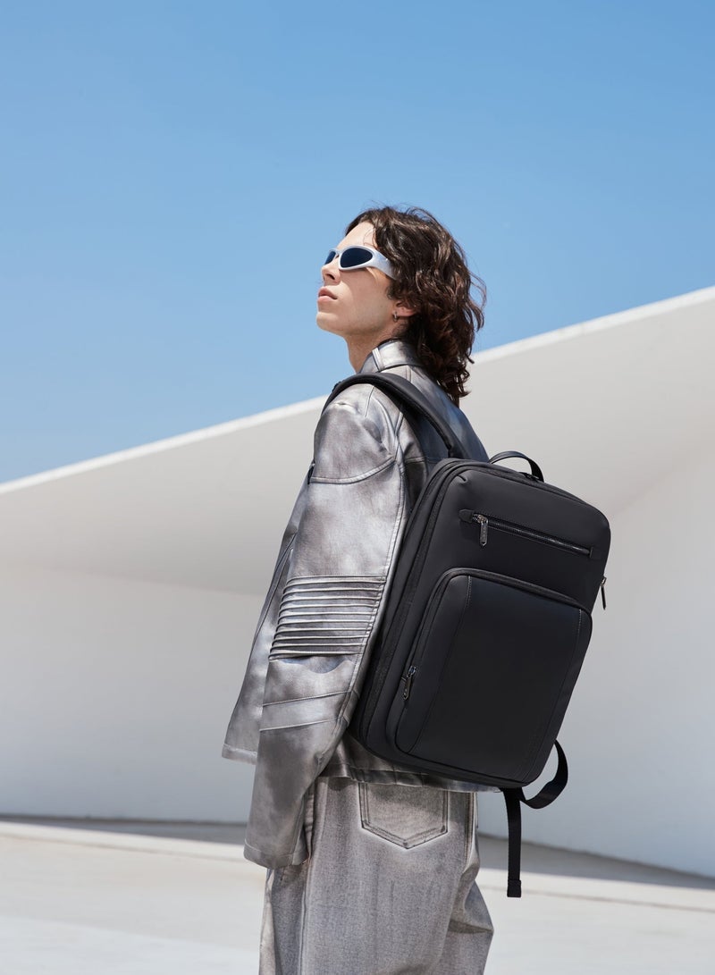 أركتيك هانتر حقيبة الظهر القطبية B00877 هي الخيار الأمثل للمحترفين والطلاب والمسافرين. بتصميمها العصري الذي يجمع بين الأناقة والعملية، توفر هذه الحقيبة مساحة تنظيمية واسعة بهيكل خفيف الوزن ومريح. - Image 3