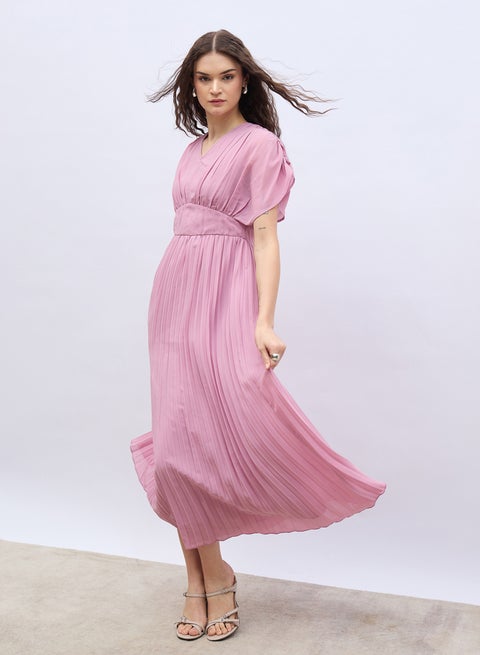 Solid Ruched Extended Sleeves Pleated A-Line Maxi Dress