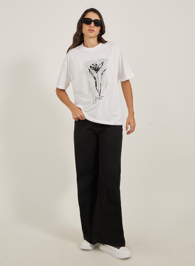 Styli Graphic Print Round Neck Oversized T-Shirt  - Image 2