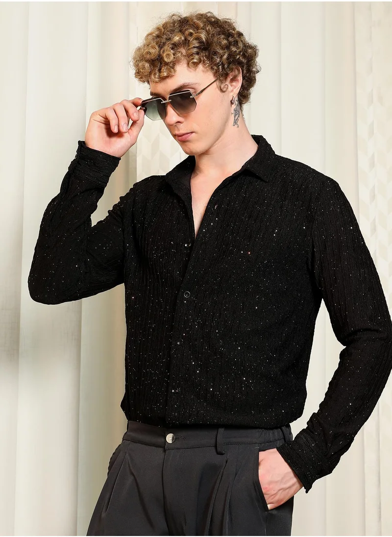 كامبوس سوترا Men's Black Textured Slim Fit Shirt With Shimmer Effect