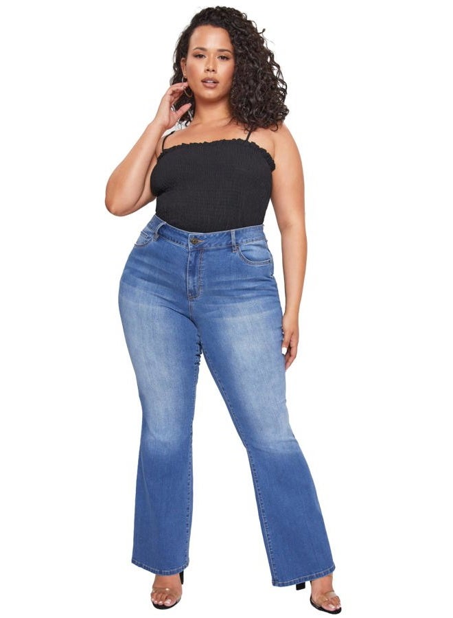 YMI Women's Junior Plus Size Classic Boot Cut Flare Bell Bottom Casual Denim Jeans (Light Blue, 18) - Image 2