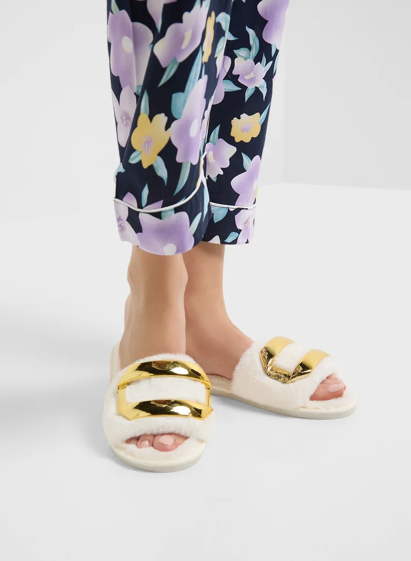 جينجر Metal Trim Fluffy One Strap Bedroom Slippers