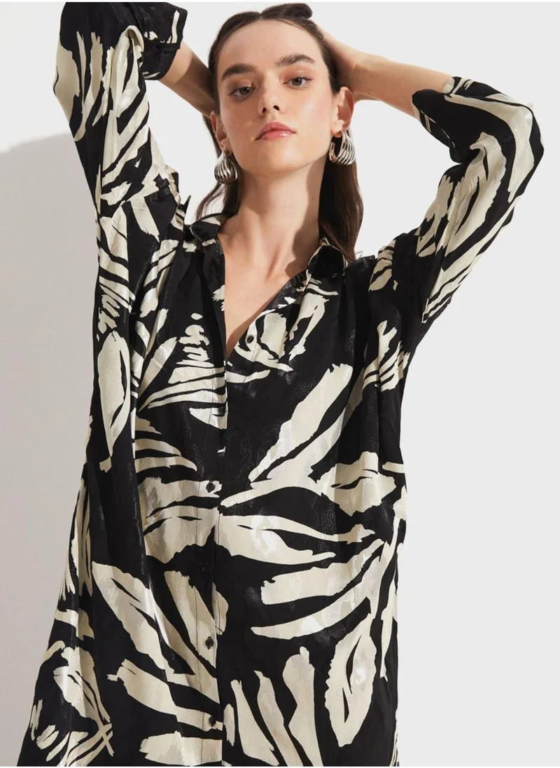 JUNE Printed Button Down Shirt