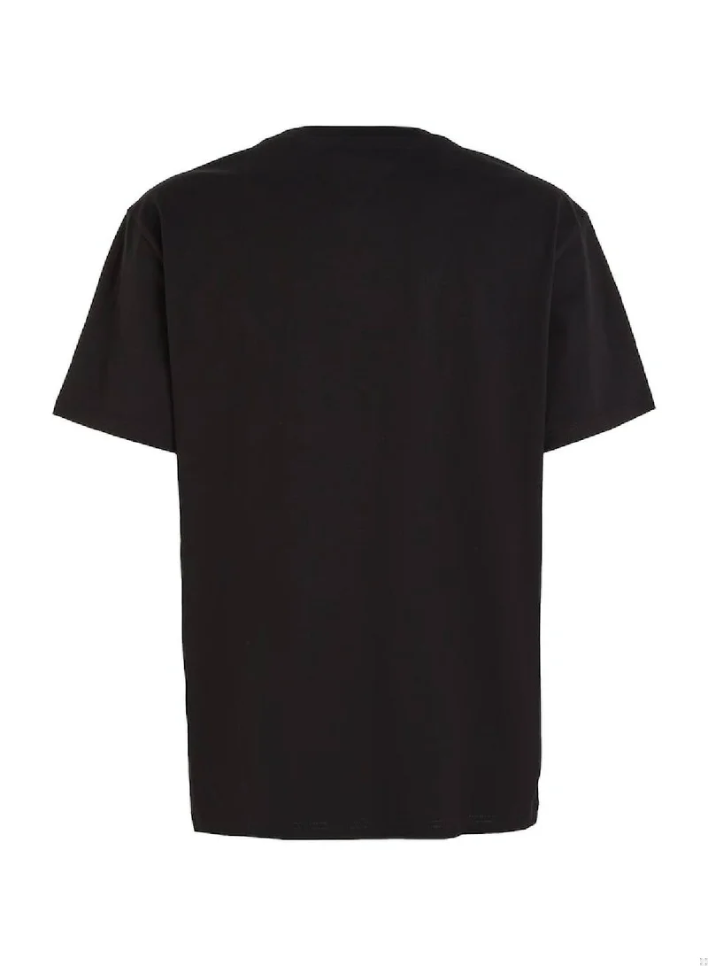 TOMMY JEANS Men's Logo Featuring a Crew Neck T-Shirt -  Pure cotton, Black