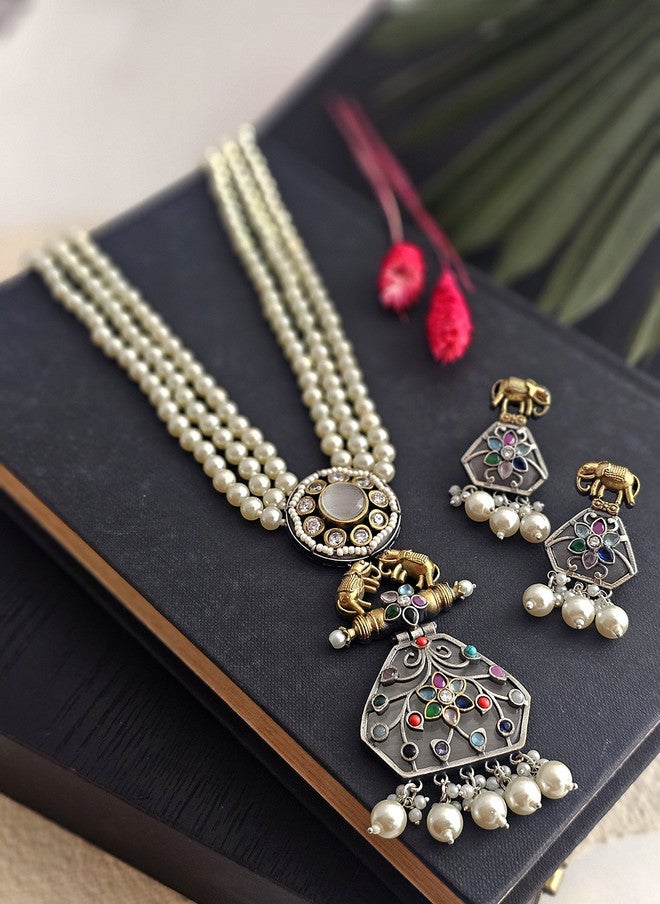 Binnis Wardrobe Gold Plated Kundan Studded & Beaded Necklace With Earrings - Image 2