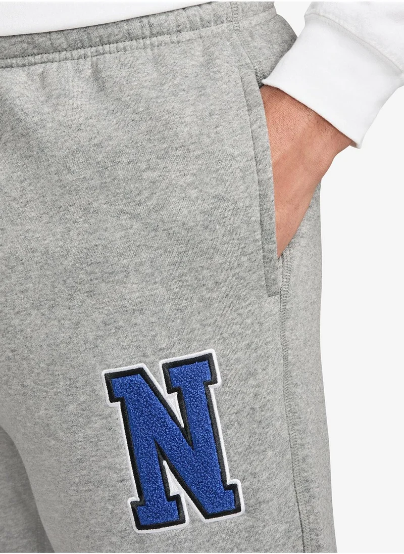 Nike Club Cuffed Sweatpants
