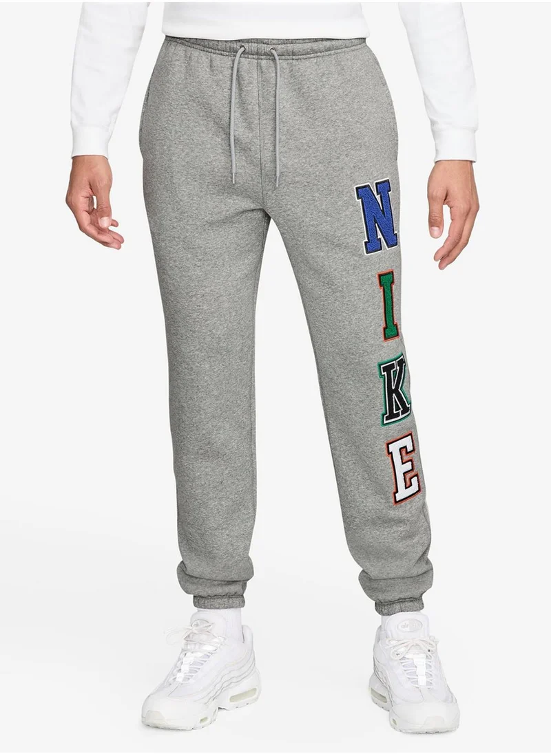 نايكي Club Cuffed Sweatpants